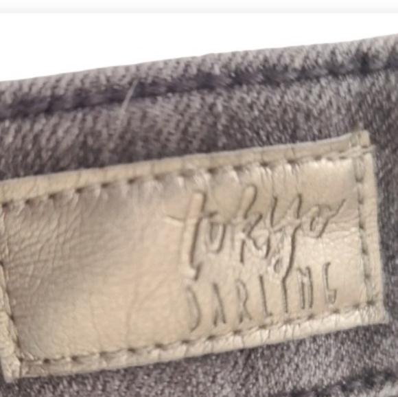 Womens Tokyo Darling Grey Jeans Sz 4 short - Picture 3 of 3